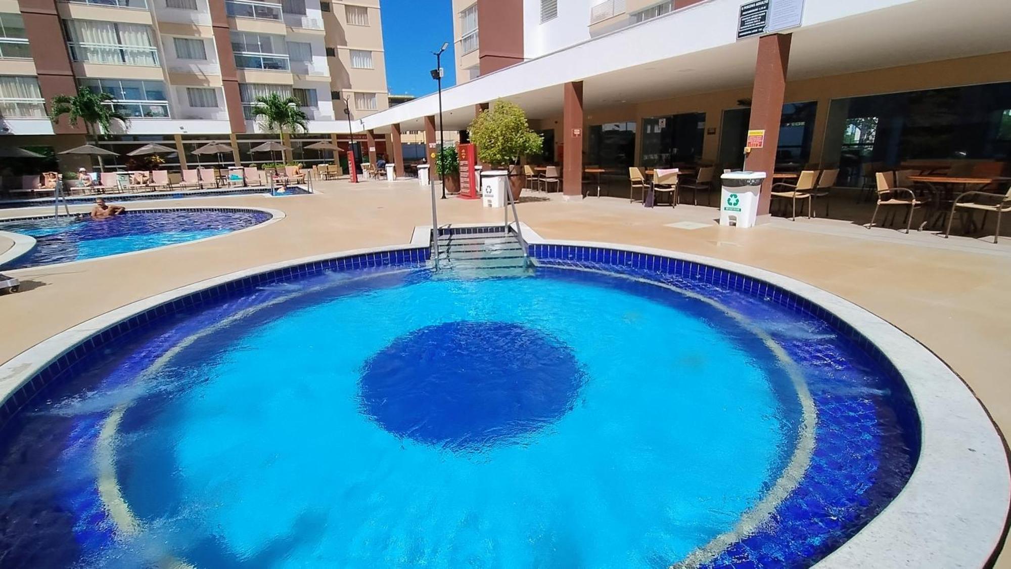 Casa Da Madeira Caldas Novas - 2 Quartos - Achei Ferias - Com Roupa De Cama Kültér fotó