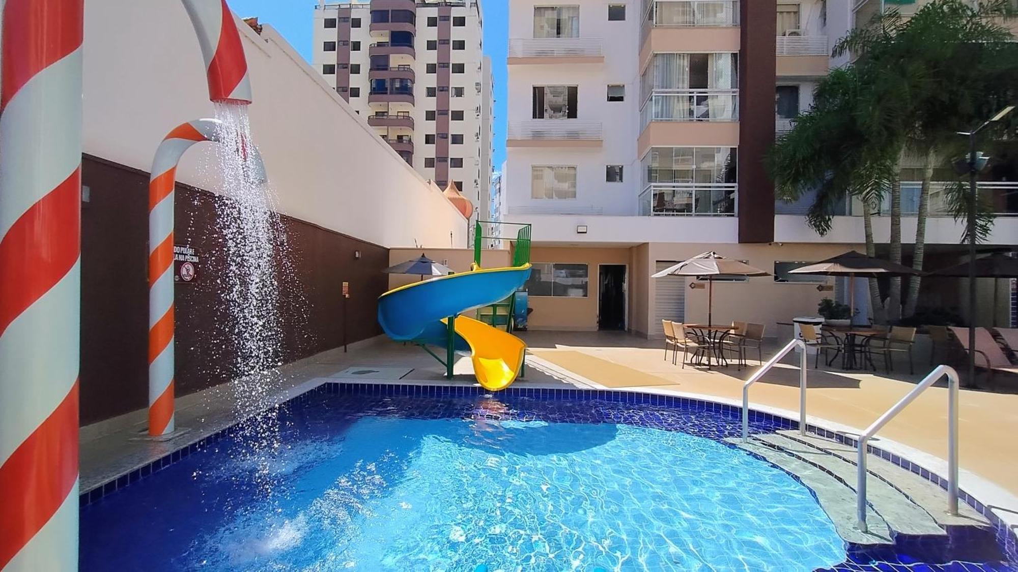 Casa Da Madeira Caldas Novas - 2 Quartos - Achei Ferias - Com Roupa De Cama Kültér fotó